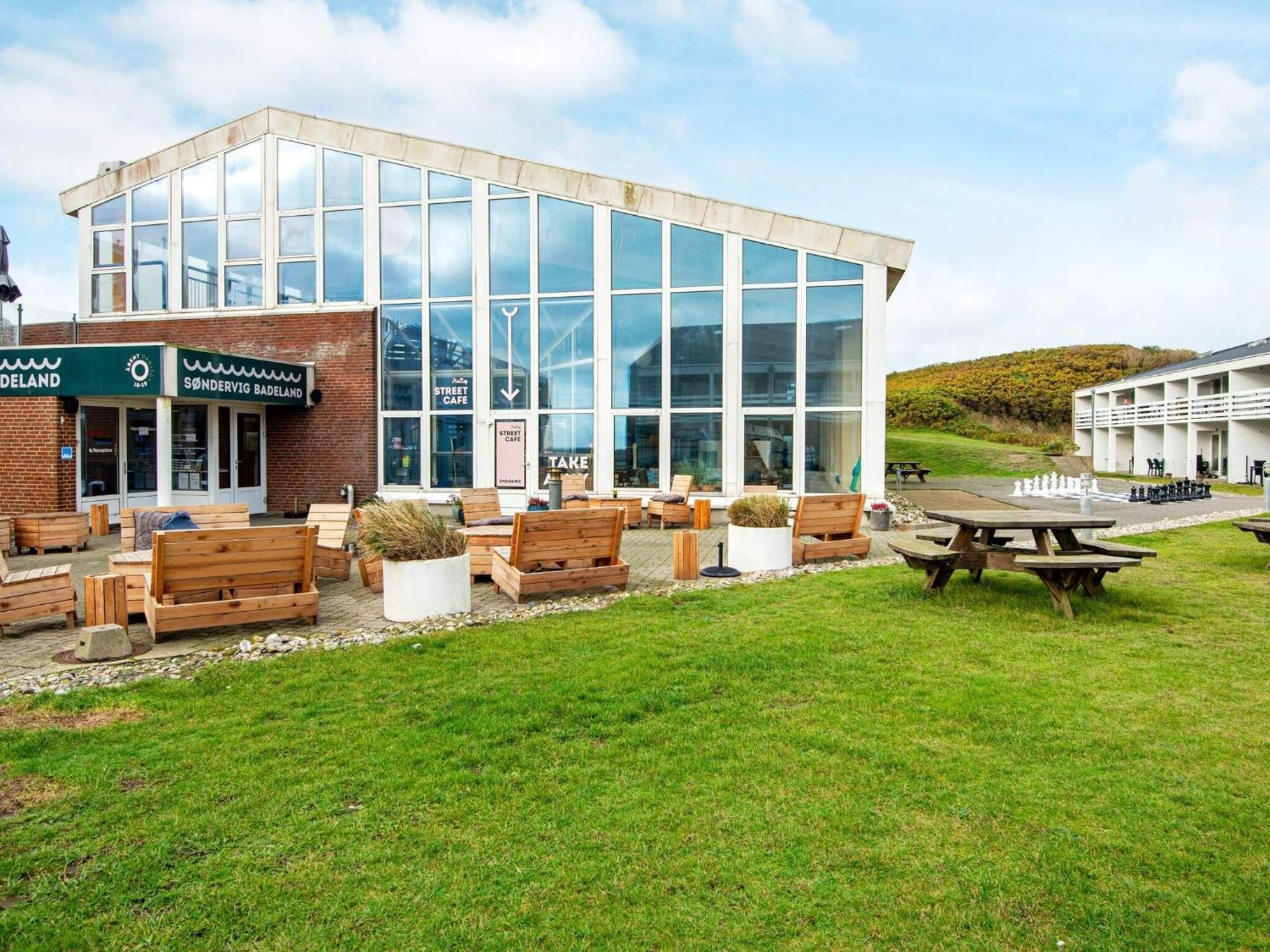 6 Person Holiday Home On A Holiday Park In Ringk Bing Ringkøbing Exteriör bild