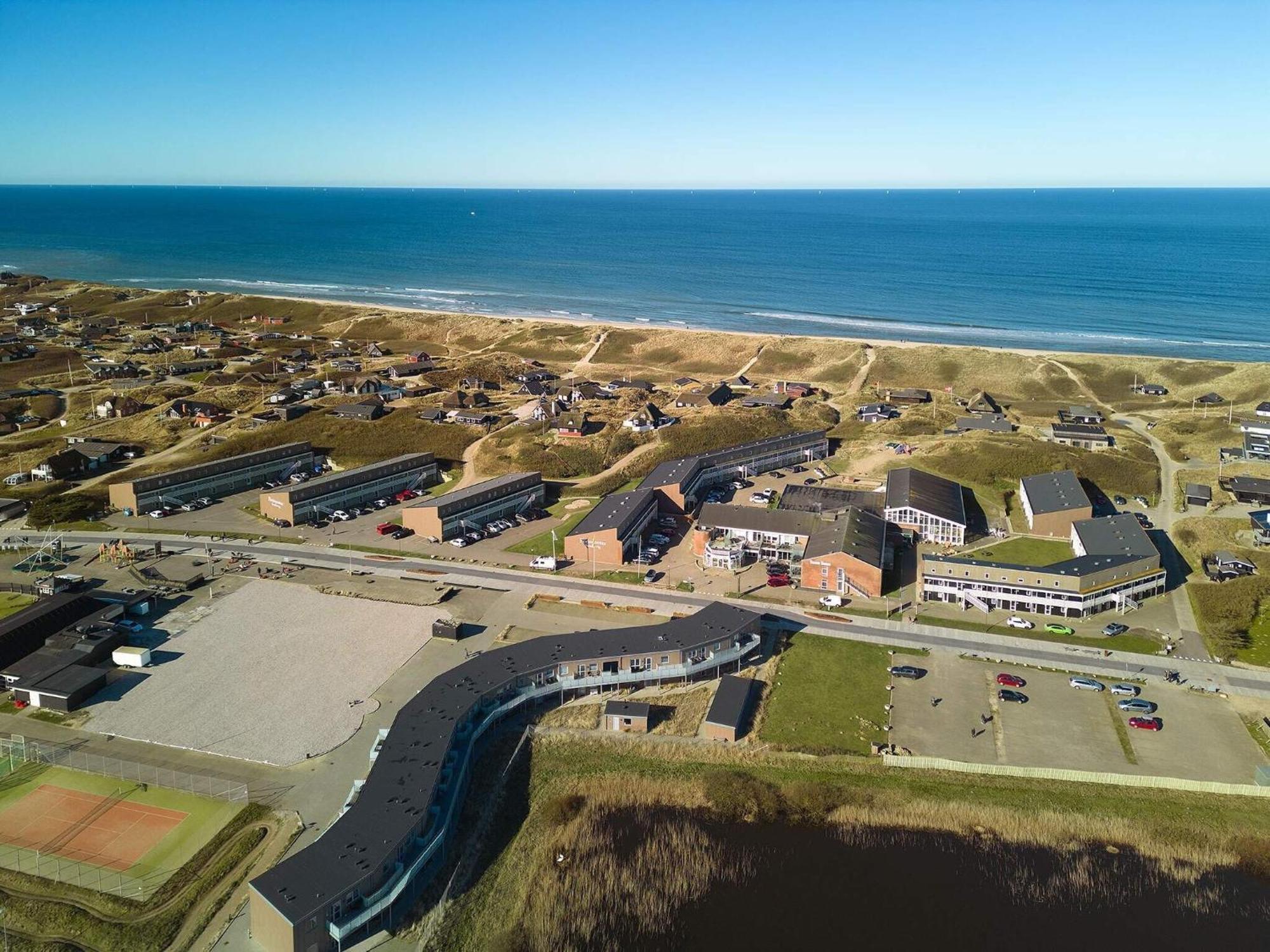 6 Person Holiday Home On A Holiday Park In Ringk Bing Ringkøbing Exteriör bild