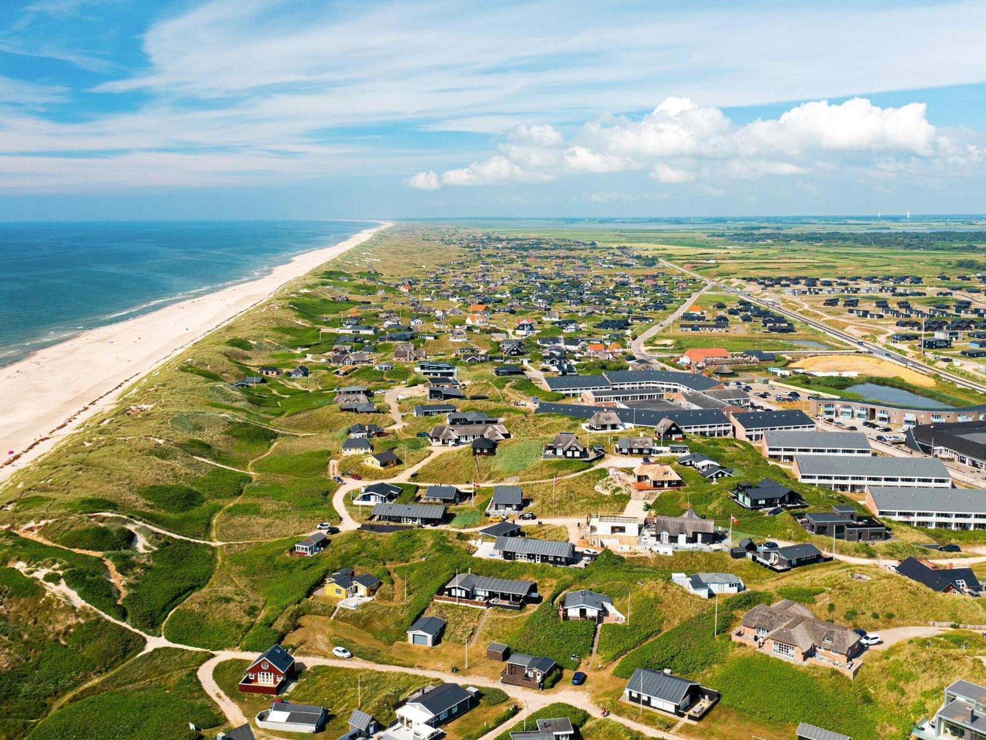 6 Person Holiday Home On A Holiday Park In Ringk Bing Ringkøbing Exteriör bild